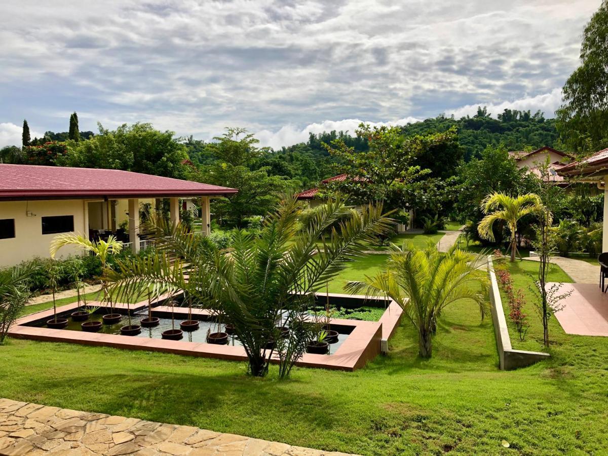 Strutz Art Garden Resort Bangued Exteriér fotografie