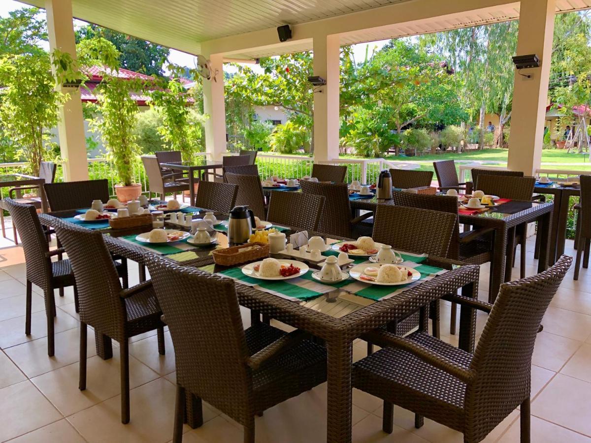 Strutz Art Garden Resort Bangued Exteriér fotografie